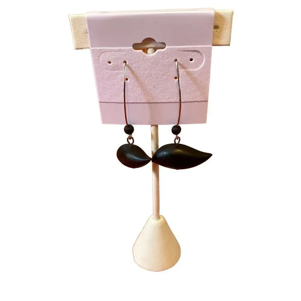 Simple Black bird wood earrings on thin silver toned wire. Very pretty